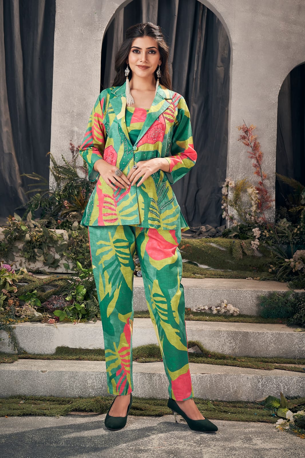 Indo-Fusion Linen Blazer Set – Handcrafted Elegance in Modern Silhouette