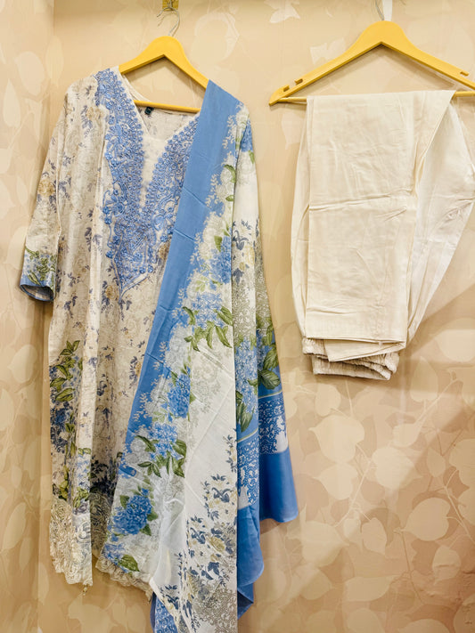 Printed lawn Kurta set with Blue patchwork(CHIFFON DUPATTA) | Elegant Ethnic Wear 2025