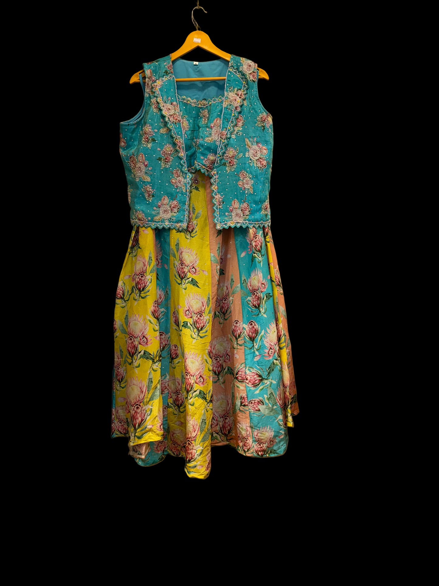 Ziya Radiance – Printed Shimmer Tissue Skirt Set with HANDWORK TOP AND Jacket”