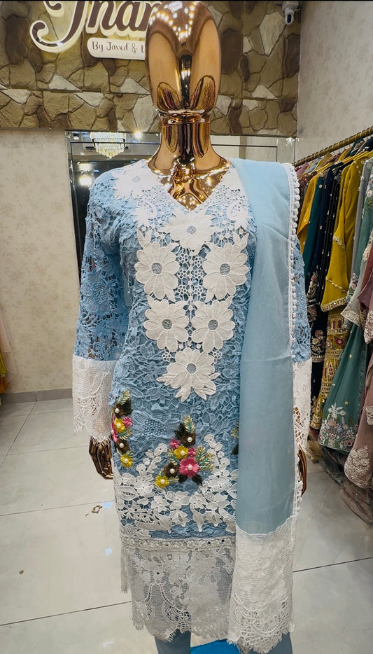 Elara Floral Crochet mul Kurti Set with Dupatta