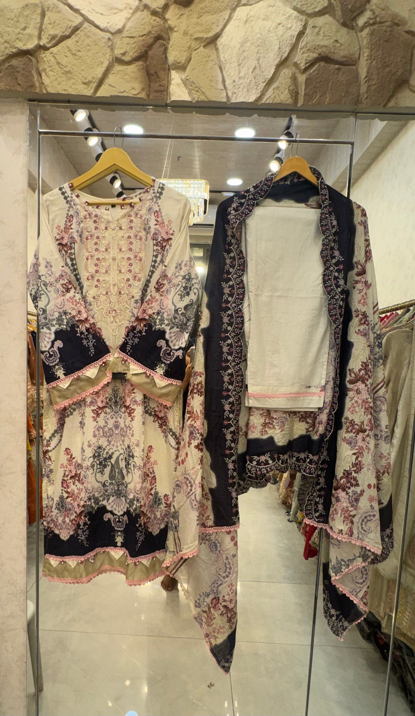 001 Needle Wonder Floral Ivory & Blue Ensemble