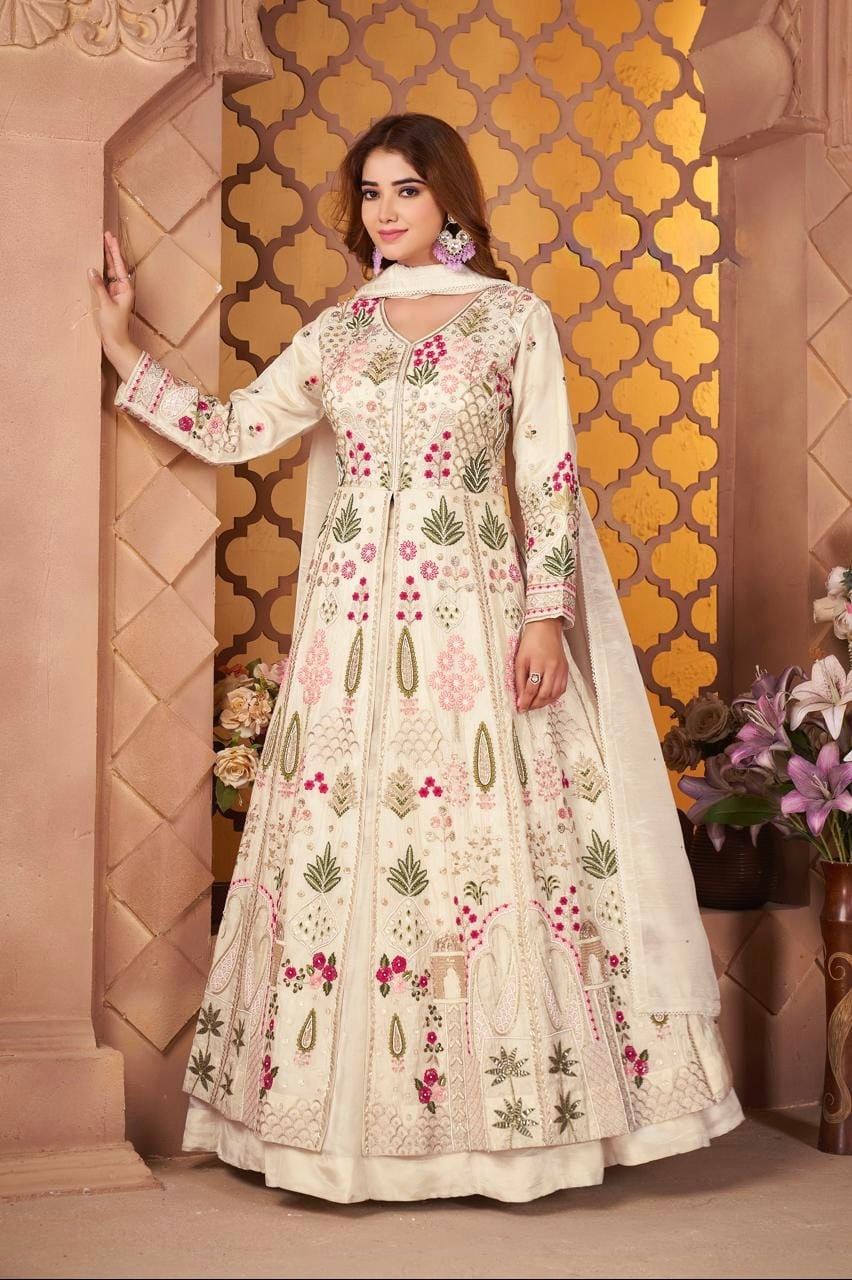 The Zoya Heritage Lehenga Set “Where timeless elegance meets handcrafted luxury.” dn001