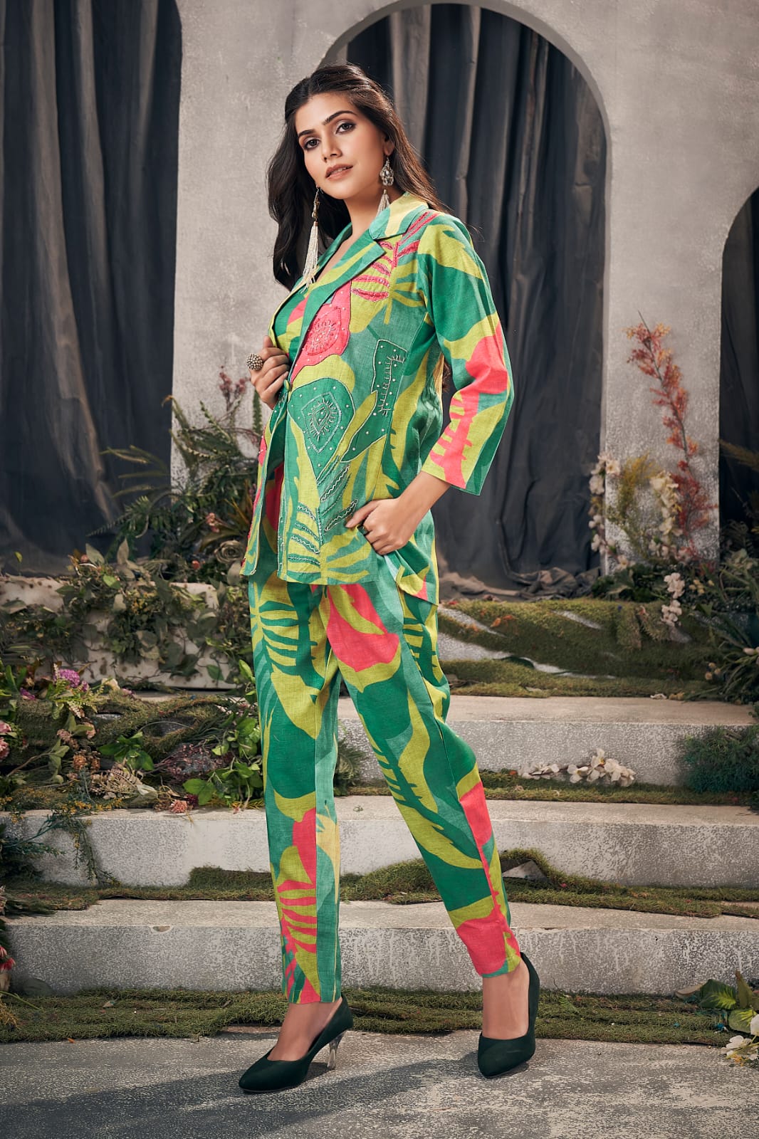 Indo-Fusion Linen Blazer Set – Handcrafted Elegance in Modern Silhouette