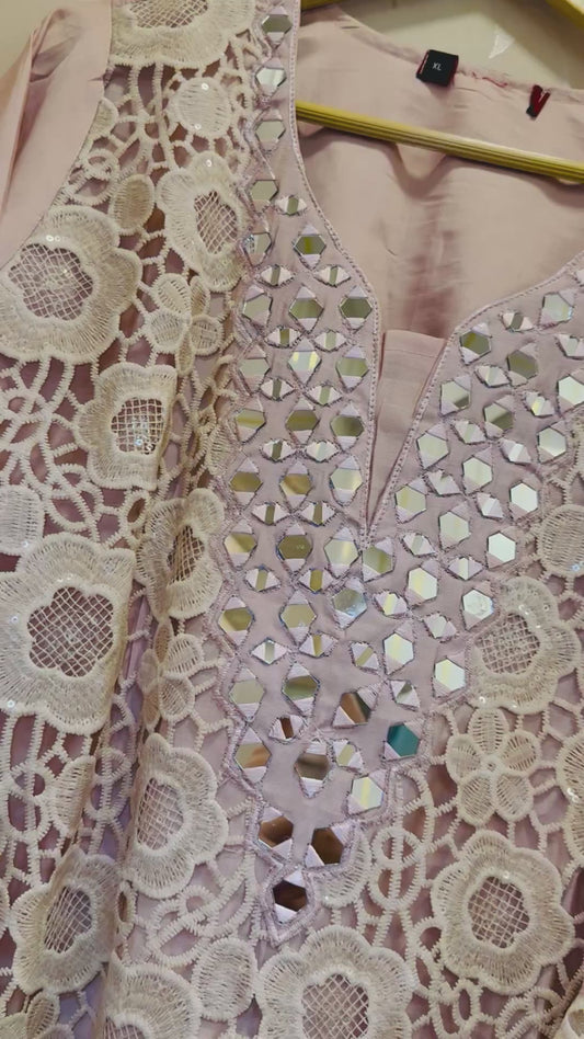 Aarvi – Peach Crochet mirror Kurta Set